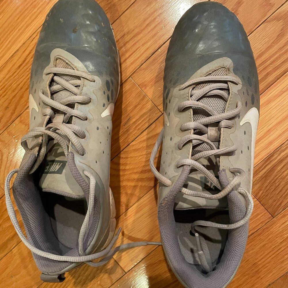 nike sotball cleats